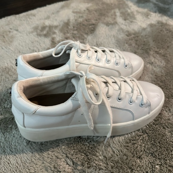 Steve Madden sneakers - Picture 4 of 10